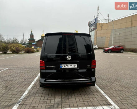 Черный Фольксваген Мультиван, объемом двигателя 1.97 л и пробегом 300 тыс. км за 25000 $, фото 24 на Automoto.ua
