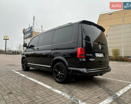 Черный Фольксваген Мультиван, объемом двигателя 1.97 л и пробегом 300 тыс. км за 25000 $, фото 20 на Automoto.ua