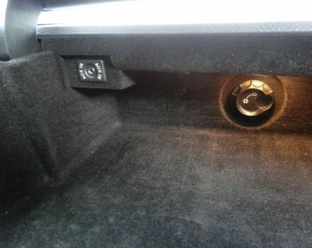 Черный Фольксваген Мультиван, объемом двигателя 2 л и пробегом 195 тыс. км за 9400 $, фото 16 на Automoto.ua