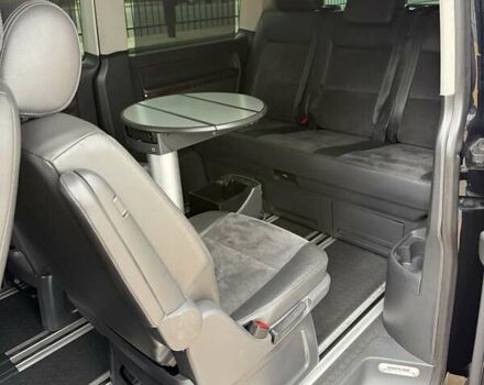 Черный Фольксваген Мультиван, объемом двигателя 1.98 л и пробегом 345 тыс. км за 21999 $, фото 43 на Automoto.ua