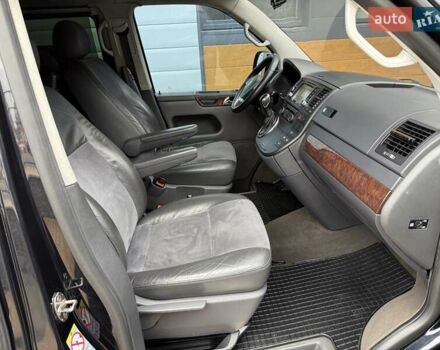 Черный Фольксваген Мультиван, объемом двигателя 1.98 л и пробегом 345 тыс. км за 21999 $, фото 37 на Automoto.ua