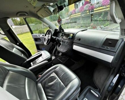 Черный Фольксваген Мультиван, объемом двигателя 2 л и пробегом 312 тыс. км за 8200 $, фото 13 на Automoto.ua