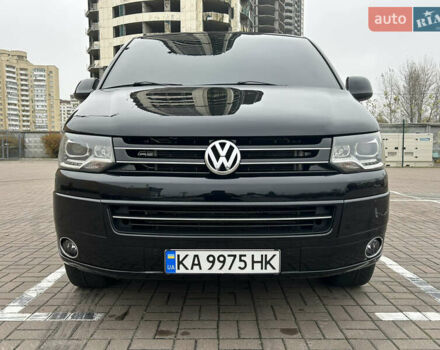 Черный Фольксваген Мультиван, объемом двигателя 1.97 л и пробегом 300 тыс. км за 25000 $, фото 1 на Automoto.ua