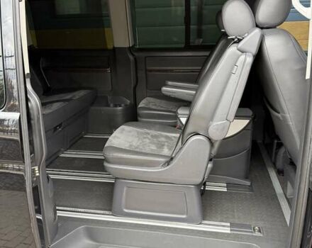 Черный Фольксваген Мультиван, объемом двигателя 1.98 л и пробегом 345 тыс. км за 21999 $, фото 40 на Automoto.ua