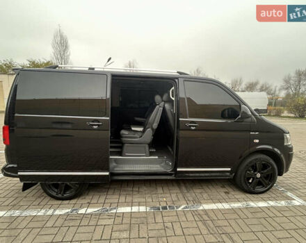 Черный Фольксваген Мультиван, объемом двигателя 1.97 л и пробегом 300 тыс. км за 25000 $, фото 33 на Automoto.ua
