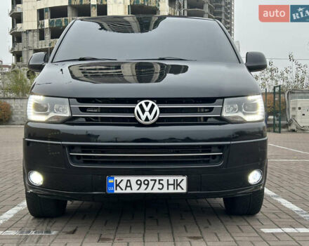 Черный Фольксваген Мультиван, объемом двигателя 1.97 л и пробегом 300 тыс. км за 25000 $, фото 6 на Automoto.ua