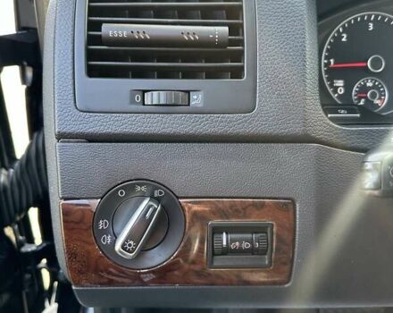 Черный Фольксваген Мультиван, объемом двигателя 1.97 л и пробегом 348 тыс. км за 24700 $, фото 38 на Automoto.ua