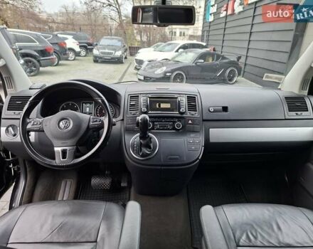 Черный Фольксваген Мультиван, объемом двигателя 1.98 л и пробегом 176 тыс. км за 31900 $, фото 17 на Automoto.ua