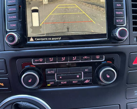 Черный Фольксваген Мультиван, объемом двигателя 1.98 л и пробегом 365 тыс. км за 19999 $, фото 45 на Automoto.ua