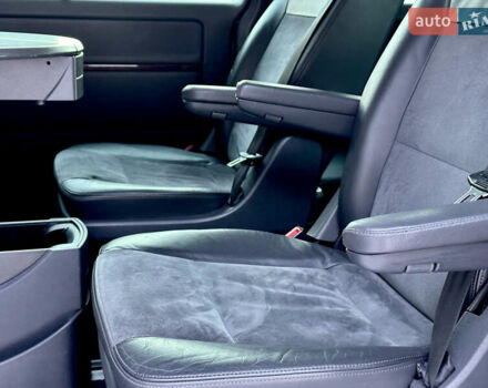 Черный Фольксваген Мультиван, объемом двигателя 2 л и пробегом 290 тыс. км за 19900 $, фото 32 на Automoto.ua