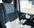 Черный Фольксваген Мультиван, объемом двигателя 1.98 л и пробегом 257 тыс. км за 19000 $, фото 19 на Automoto.ua