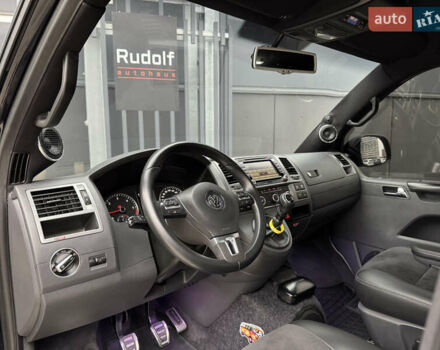 Черный Фольксваген Мультиван, объемом двигателя 2 л и пробегом 299 тыс. км за 24750 $, фото 37 на Automoto.ua