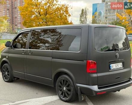 Черный Фольксваген Мультиван, объемом двигателя 2 л и пробегом 218 тыс. км за 20500 $, фото 3 на Automoto.ua