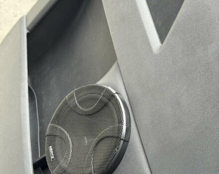 Черный Фольксваген Мультиван, объемом двигателя 2 л и пробегом 299 тыс. км за 24750 $, фото 33 на Automoto.ua