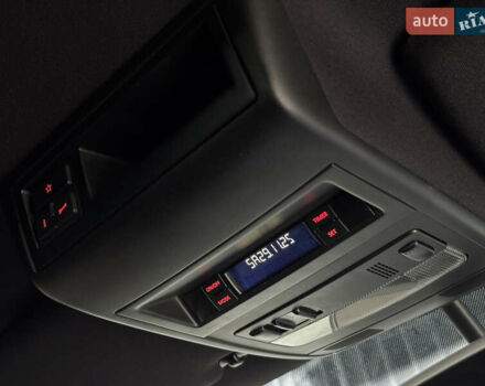 Черный Фольксваген Мультиван, объемом двигателя 2 л и пробегом 299 тыс. км за 24750 $, фото 63 на Automoto.ua