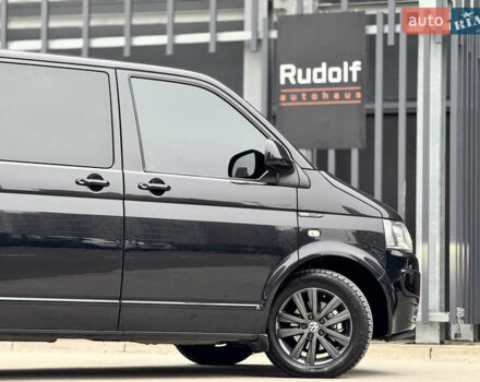 Черный Фольксваген Мультиван, объемом двигателя 2 л и пробегом 299 тыс. км за 24750 $, фото 25 на Automoto.ua