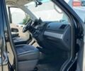 Черный Фольксваген Мультиван, объемом двигателя 2 л и пробегом 270 тыс. км за 27440 $, фото 45 на Automoto.ua