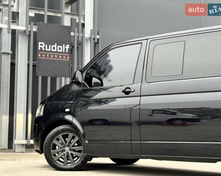 Черный Фольксваген Мультиван, объемом двигателя 2 л и пробегом 299 тыс. км за 24750 $, фото 26 на Automoto.ua