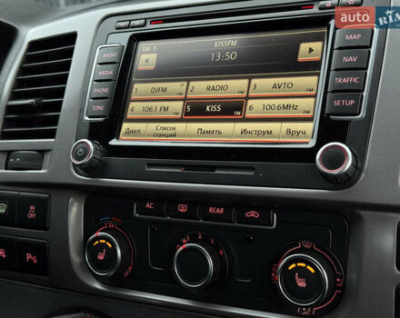 Черный Фольксваген Мультиван, объемом двигателя 2 л и пробегом 299 тыс. км за 24750 $, фото 58 на Automoto.ua