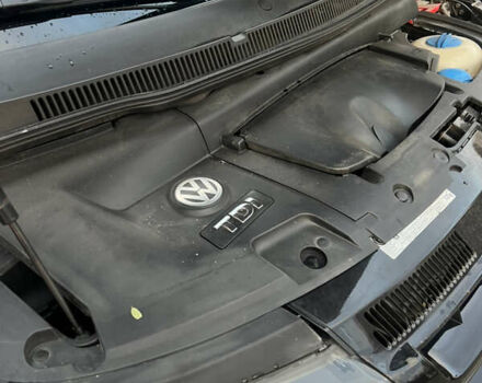 Черный Фольксваген Мультиван, объемом двигателя 1.97 л и пробегом 299 тыс. км за 25300 $, фото 30 на Automoto.ua