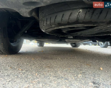 Черный Фольксваген Мультиван, объемом двигателя 1.97 л и пробегом 299 тыс. км за 25300 $, фото 32 на Automoto.ua