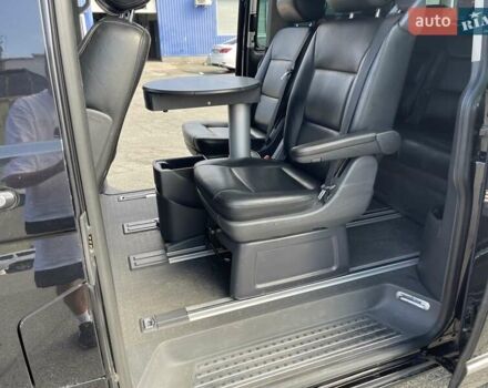 Черный Фольксваген Мультиван, объемом двигателя 2 л и пробегом 220 тыс. км за 21900 $, фото 28 на Automoto.ua