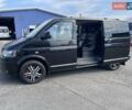 Черный Фольксваген Мультиван, объемом двигателя 2 л и пробегом 220 тыс. км за 21900 $, фото 10 на Automoto.ua