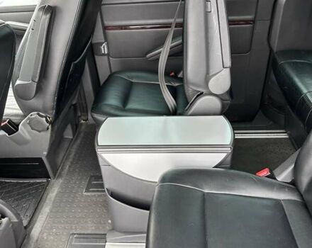 Черный Фольксваген Мультиван, объемом двигателя 1.98 л и пробегом 230 тыс. км за 23000 $, фото 14 на Automoto.ua