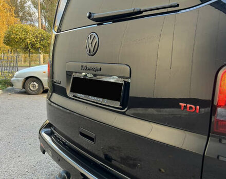 Черный Фольксваген Мультиван, объемом двигателя 1.97 л и пробегом 299 тыс. км за 25300 $, фото 5 на Automoto.ua