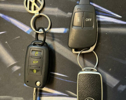 Черный Фольксваген Мультиван, объемом двигателя 1.97 л и пробегом 299 тыс. км за 25300 $, фото 35 на Automoto.ua