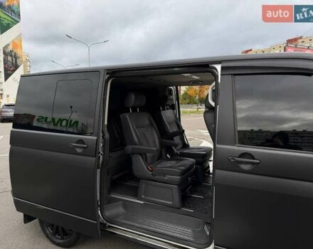 Черный Фольксваген Мультиван, объемом двигателя 2 л и пробегом 218 тыс. км за 20500 $, фото 5 на Automoto.ua