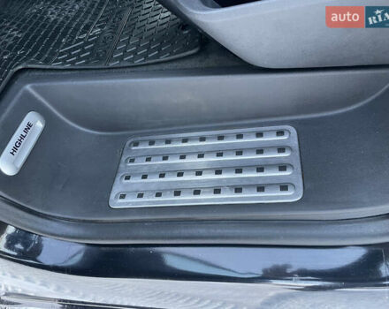 Черный Фольксваген Мультиван, объемом двигателя 1.97 л и пробегом 257 тыс. км за 26700 $, фото 23 на Automoto.ua