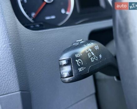 Черный Фольксваген Мультиван, объемом двигателя 1.97 л и пробегом 187 тыс. км за 18500 $, фото 22 на Automoto.ua