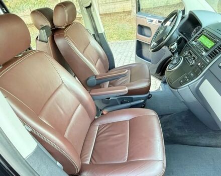 Чорний Фольксваген Мультиван, об'ємом двигуна 2 л та пробігом 117 тис. км за 9400 $, фото 20 на Automoto.ua