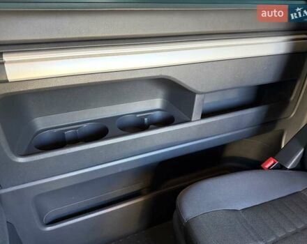 Черный Фольксваген Мультиван, объемом двигателя 1.97 л и пробегом 187 тыс. км за 18500 $, фото 35 на Automoto.ua