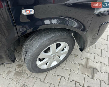 Черный Фольксваген Мультиван, объемом двигателя 1.98 л и пробегом 209 тыс. км за 16800 $, фото 17 на Automoto.ua