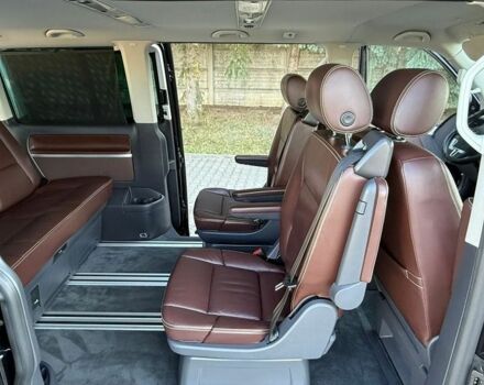 Чорний Фольксваген Мультиван, об'ємом двигуна 2 л та пробігом 117 тис. км за 9400 $, фото 19 на Automoto.ua