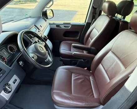 Чорний Фольксваген Мультиван, об'ємом двигуна 2 л та пробігом 117 тис. км за 9400 $, фото 17 на Automoto.ua