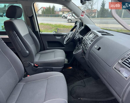 Черный Фольксваген Мультиван, объемом двигателя 1.98 л и пробегом 209 тыс. км за 16800 $, фото 14 на Automoto.ua