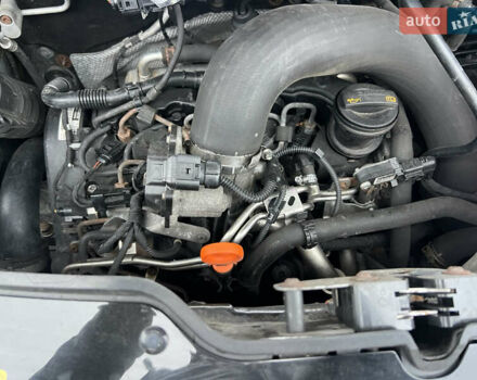 Черный Фольксваген Мультиван, объемом двигателя 1.98 л и пробегом 209 тыс. км за 16800 $, фото 23 на Automoto.ua