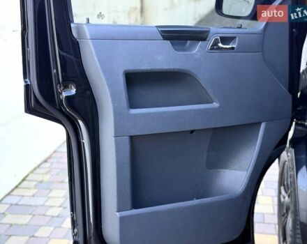 Черный Фольксваген Мультиван, объемом двигателя 1.97 л и пробегом 187 тыс. км за 18500 $, фото 19 на Automoto.ua