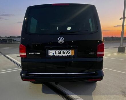 Черный Фольксваген Мультиван, объемом двигателя 2 л и пробегом 122 тыс. км за 8600 $, фото 10 на Automoto.ua