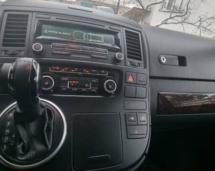 Черный Фольксваген Мультиван, объемом двигателя 2 л и пробегом 256 тыс. км за 26000 $, фото 30 на Automoto.ua