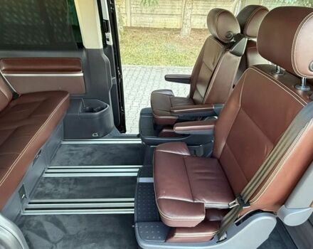 Чорний Фольксваген Мультиван, об'ємом двигуна 2 л та пробігом 117 тис. км за 9400 $, фото 21 на Automoto.ua