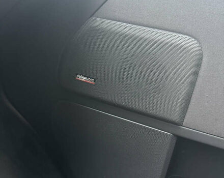 Чорний Фольксваген Мультиван, об'ємом двигуна 1.98 л та пробігом 191 тис. км за 25500 $, фото 9 на Automoto.ua