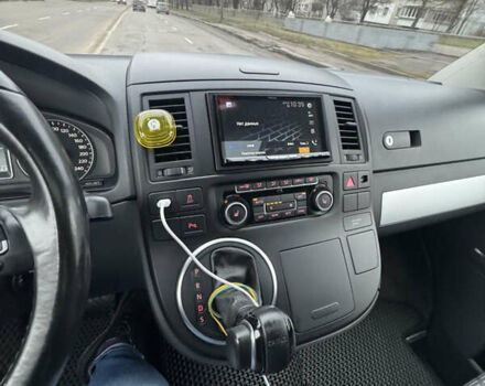 Чорний Фольксваген Мультиван, об'ємом двигуна 1.98 л та пробігом 191 тис. км за 25500 $, фото 5 на Automoto.ua