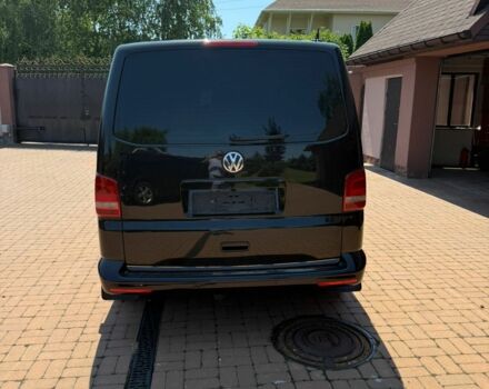 Черный Фольксваген Мультиван, объемом двигателя 2 л и пробегом 330 тыс. км за 30000 $, фото 2 на Automoto.ua