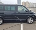 Черный Фольксваген Мультиван, объемом двигателя 2 л и пробегом 265 тыс. км за 36969 $, фото 2 на Automoto.ua