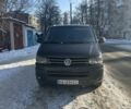 Чорний Фольксваген Мультиван, об'ємом двигуна 2 л та пробігом 181 тис. км за 31000 $, фото 2 на Automoto.ua