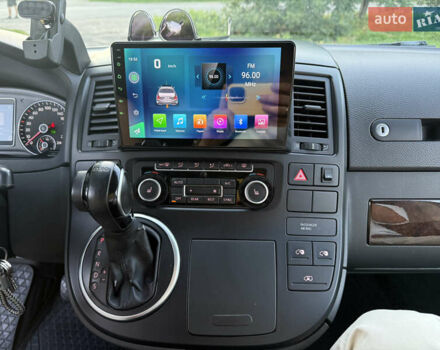 Черный Фольксваген Мультиван, объемом двигателя 2 л и пробегом 178 тыс. км за 29900 $, фото 36 на Automoto.ua